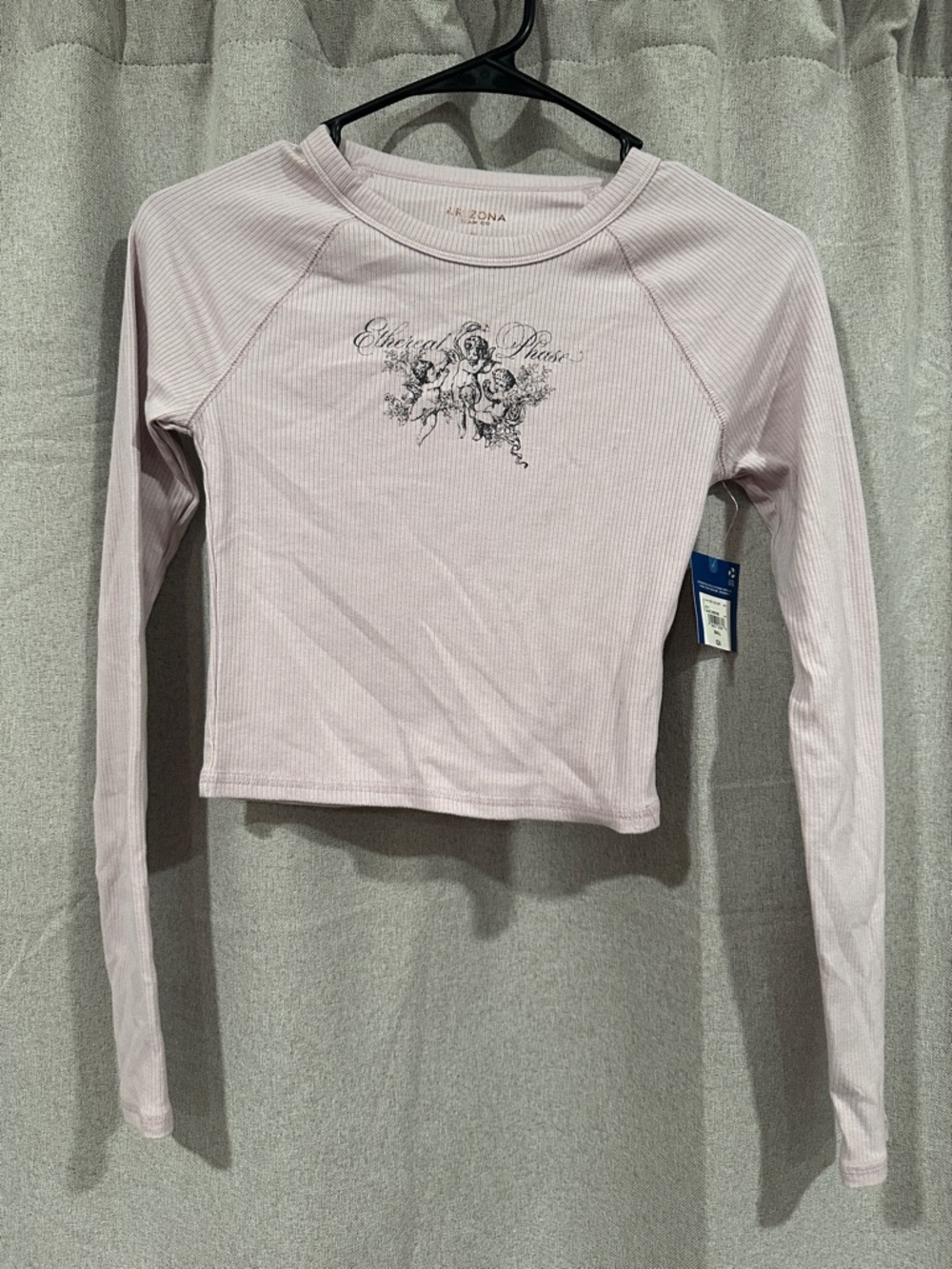 Arizona Jean Company Light Pink Ribbed Long-Sleeve Crop Top with Floral Graphic